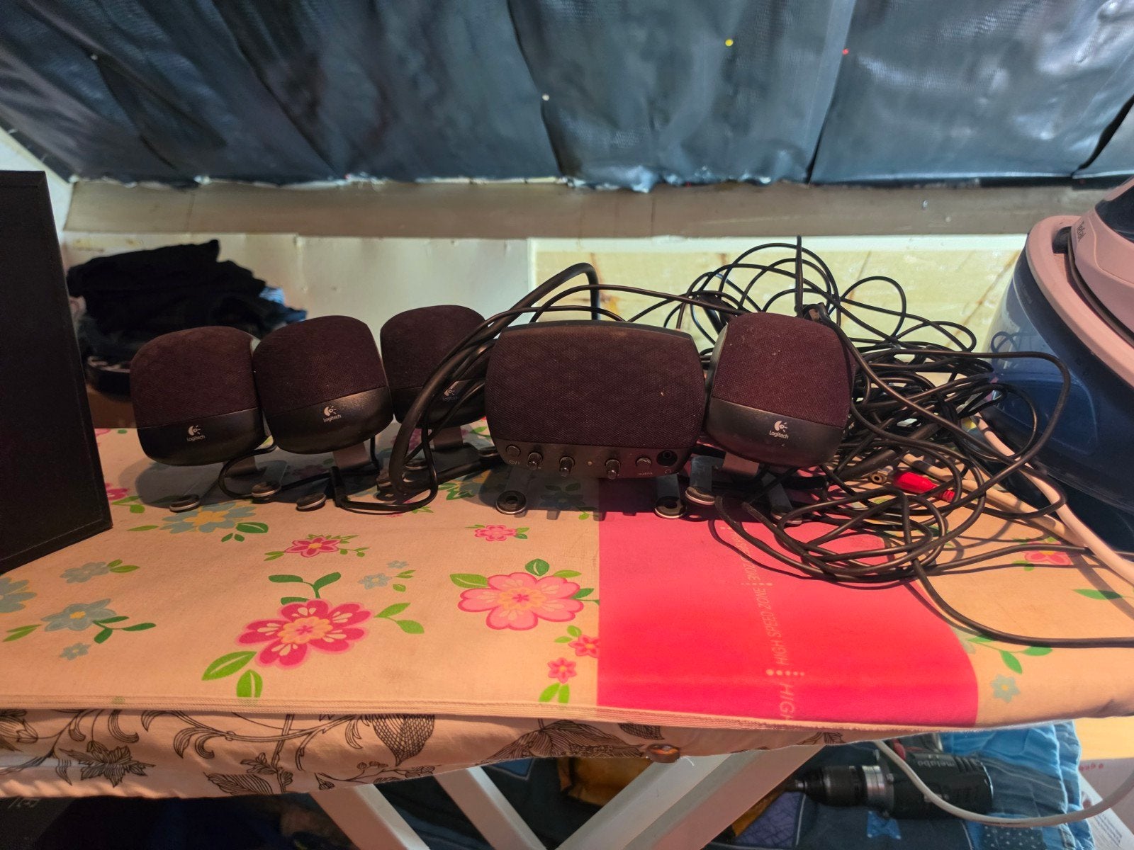 1x logitech complete set zie ook foto,s ervan., Ophalen, Zo goed als nieuw