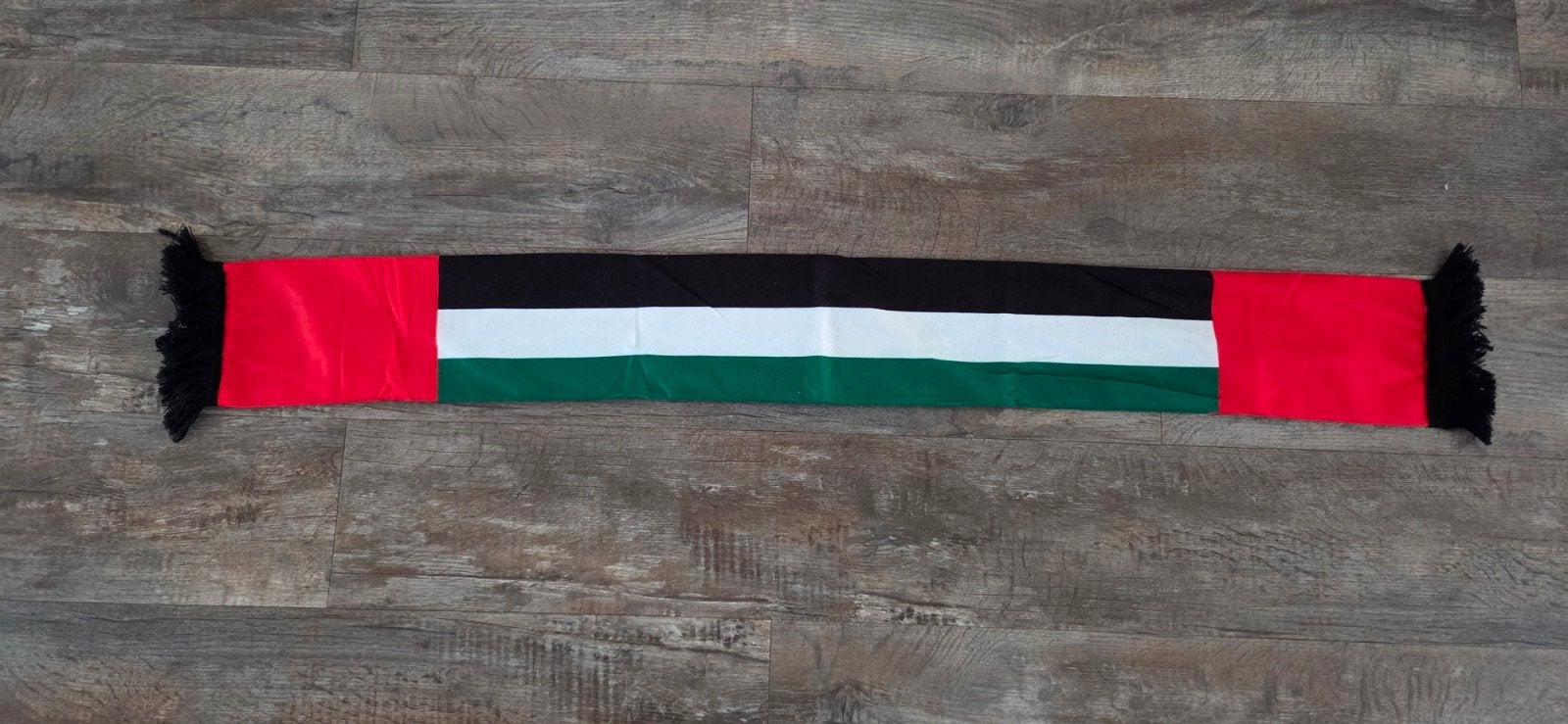 Sjaal Verenigde Arabische Emiraten, Ophalen of Verzenden, Zo goed als nieuw, Buitenlandse clubs, Vaantje of Sjaal