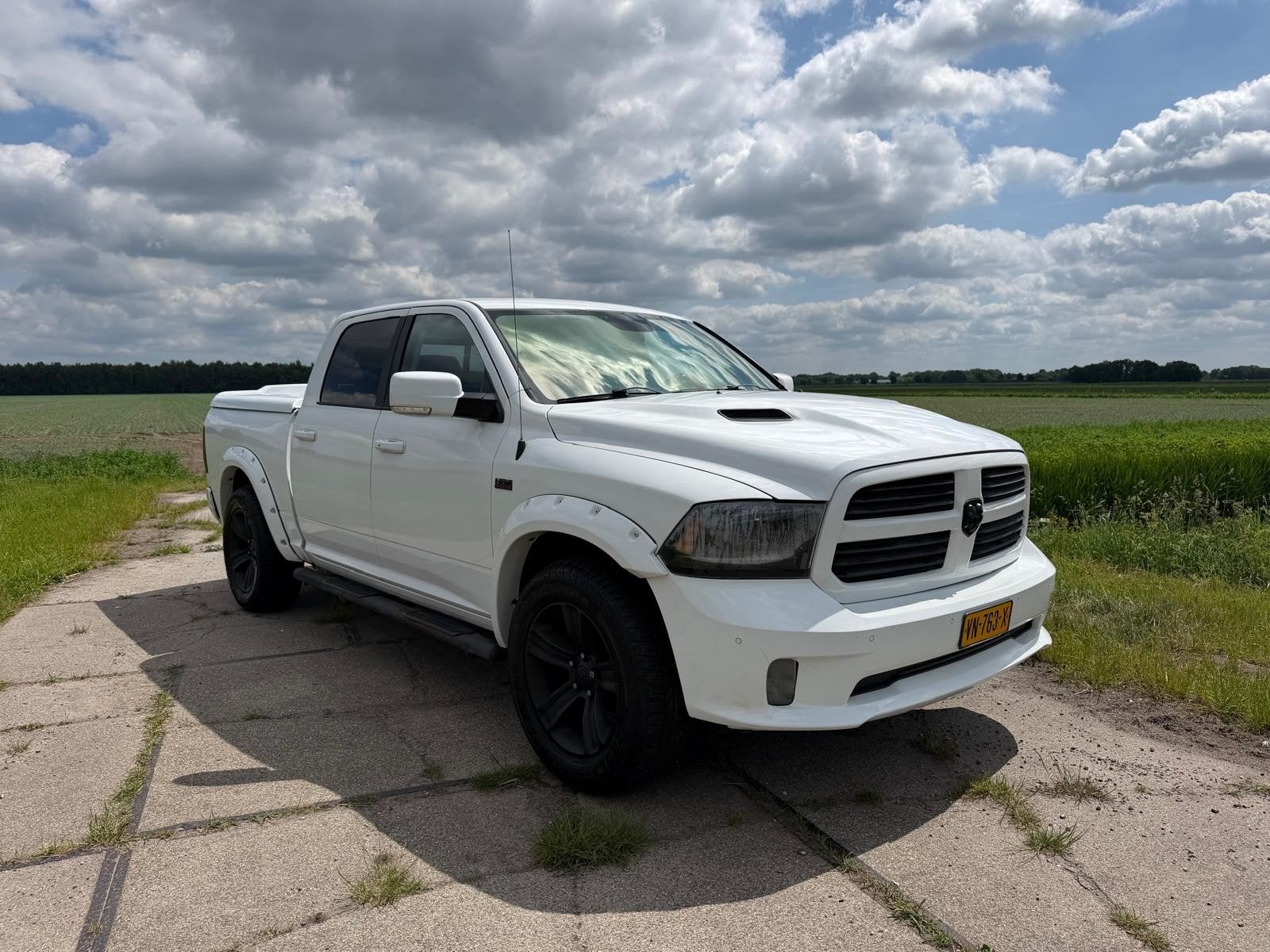 Dodge RAM dodge ram 5.7 hemi netjes!, Automaat, Zwart, 5654 cc, 2442 kg