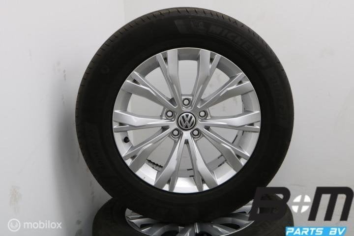 ORIGINEEL! 17 inch velgen VW Tiguan 5NA! 5NA601025, Auto-onderdelen, Banden en Velgen, 17 inch, Personenwagen, Zomerbanden