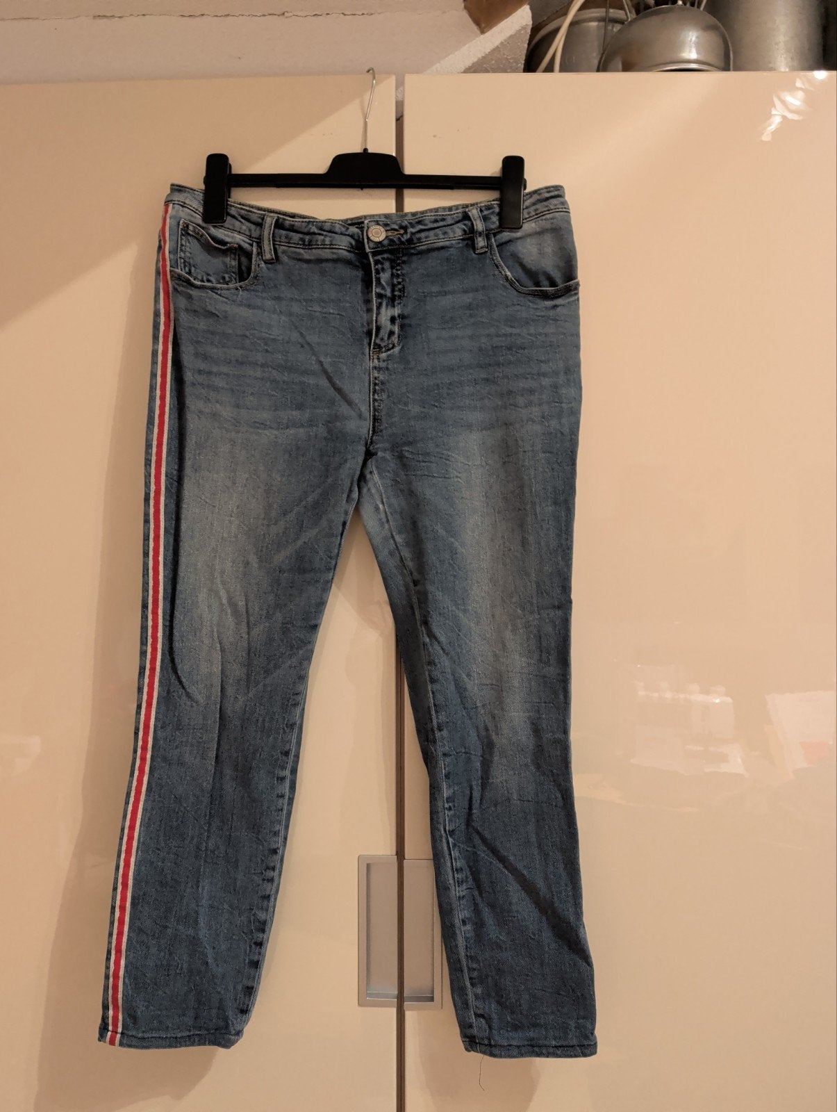 Opus spijkerbroek maat 44 met rood-wit bies, Ophalen of Verzenden