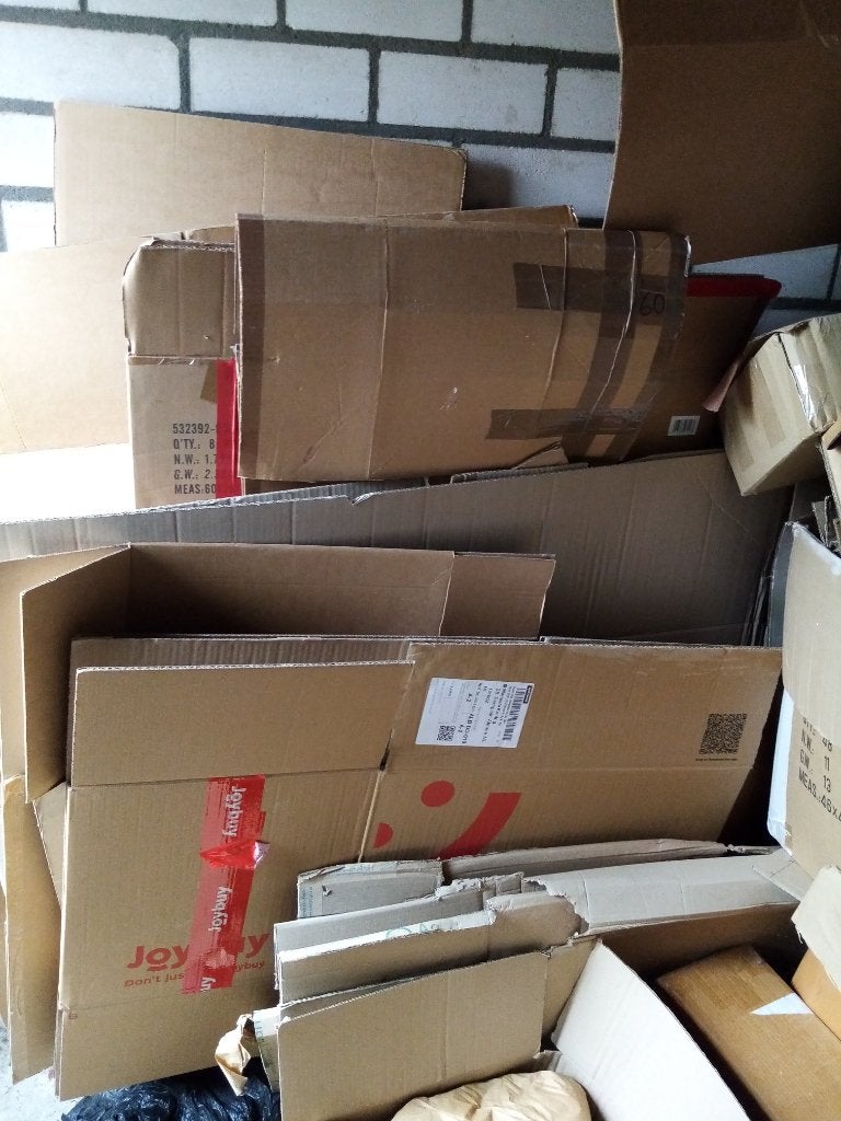 Gratis ophalen kartonnen dozen doos, Doe-het-zelf en Verbouw, Ophalen, Doos, Opvouwbaar, 50 tot 75 cm