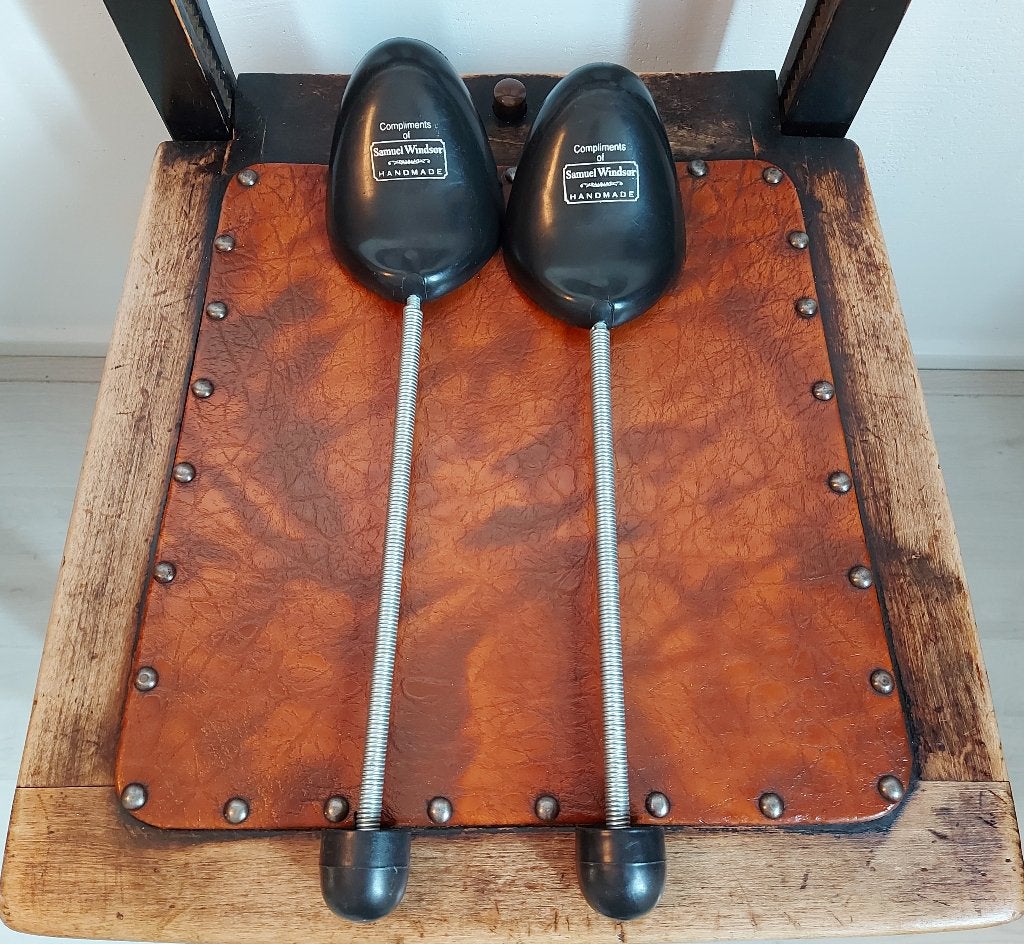 2 stuks zwarte schoenspanners van Samuel Windsor, Samuel Windsor, Zwart, Overige typen, Nieuw