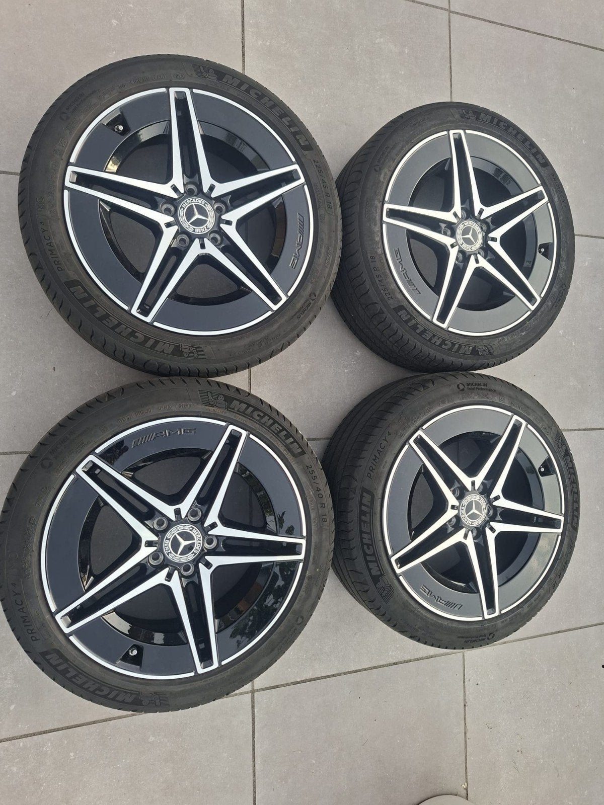 Mercedes C-Klasse AMG Velgen W206 breedset met z.g.a.n., Auto-onderdelen, Banden en Velgen, Ophalen, 18 inch, Banden en Velgen