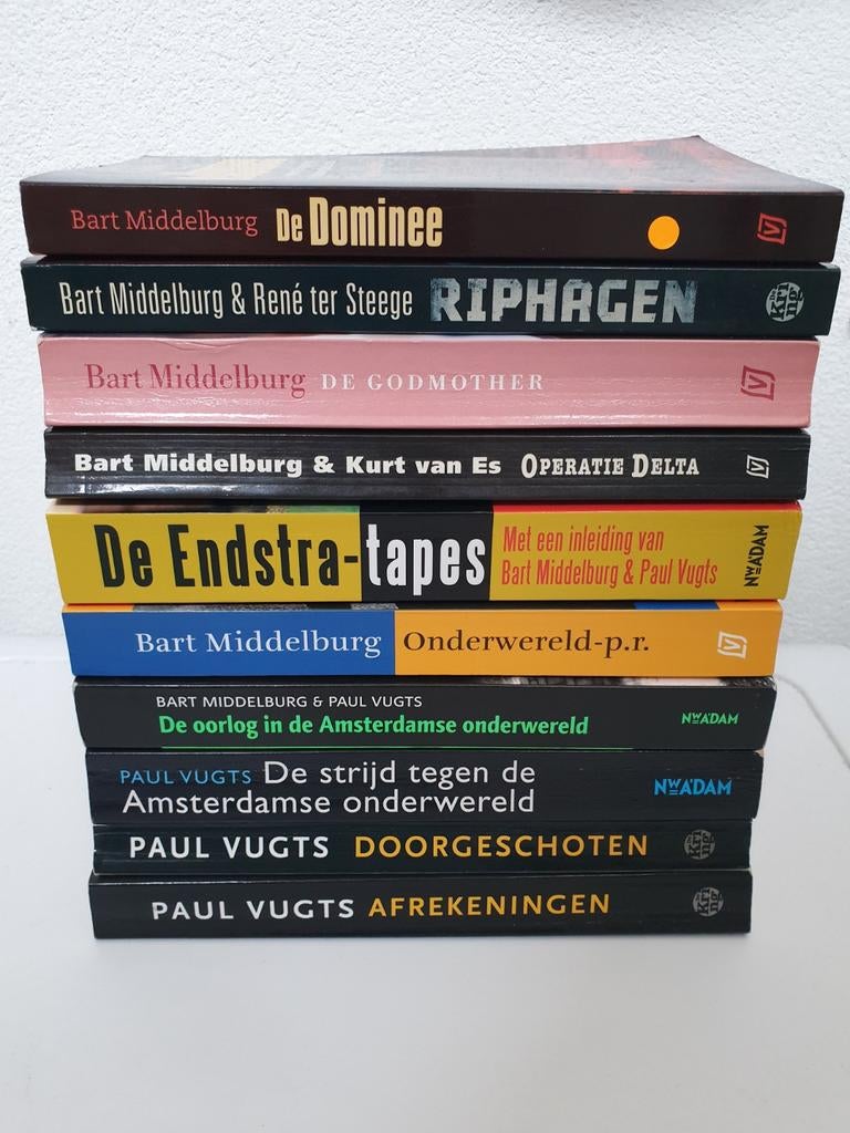 Bart Middelburg & Paul Vugts misdaadboeken (10 stuks), Ophalen of Verzenden, Gelezen, Bart Middelburg, Paul Vugts