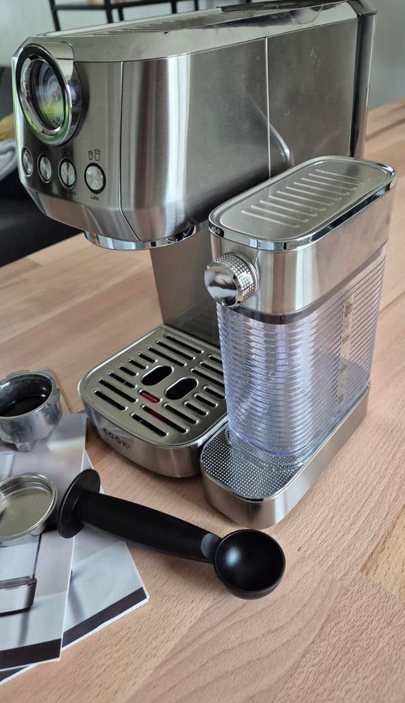 COOK Espresso Machine met melkopschuimer zgan, Ophalen, Zo goed als nieuw, Espresso apparaat