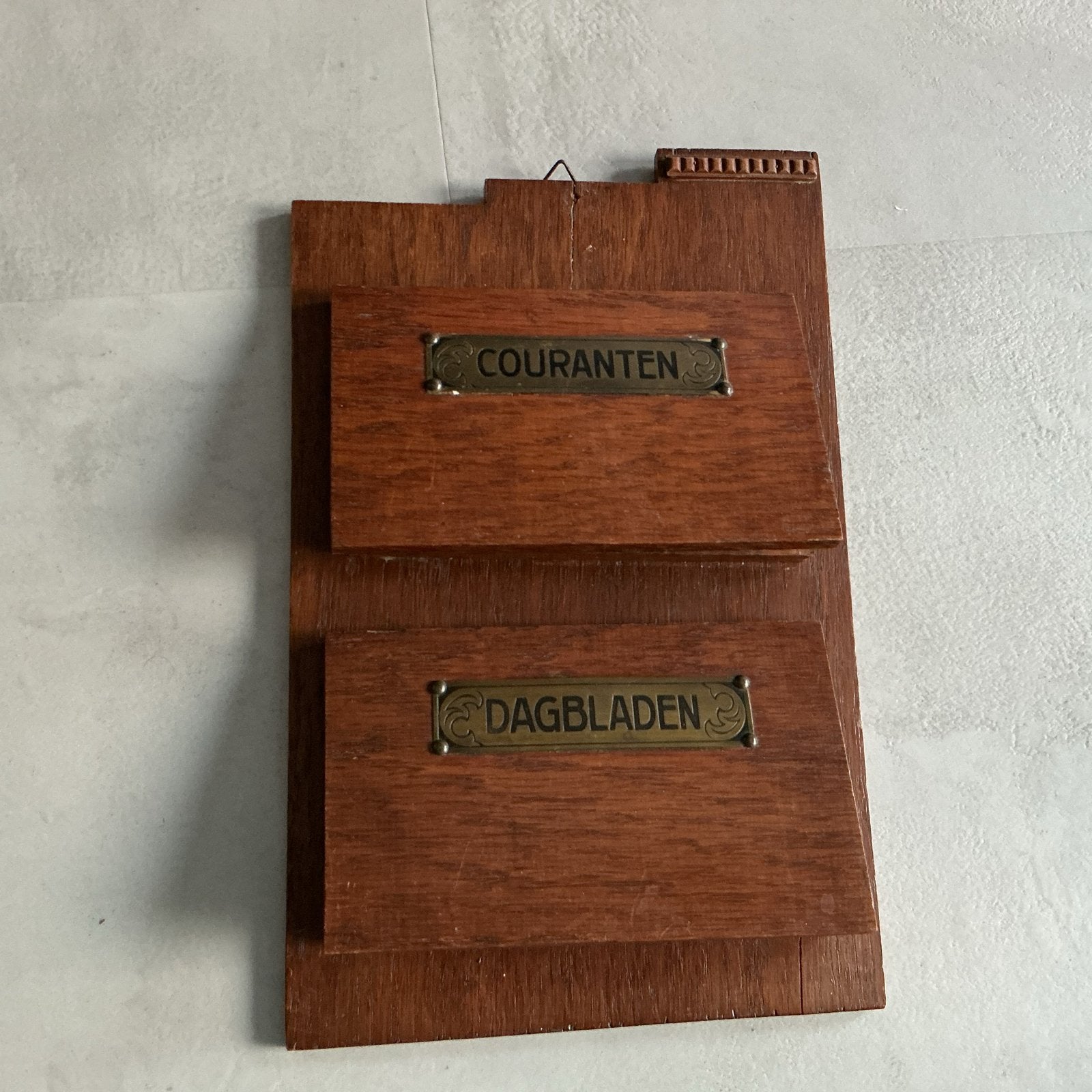 Vintage houten krantenhouder - Couranten & Dagbladen, Ophalen of Verzenden
