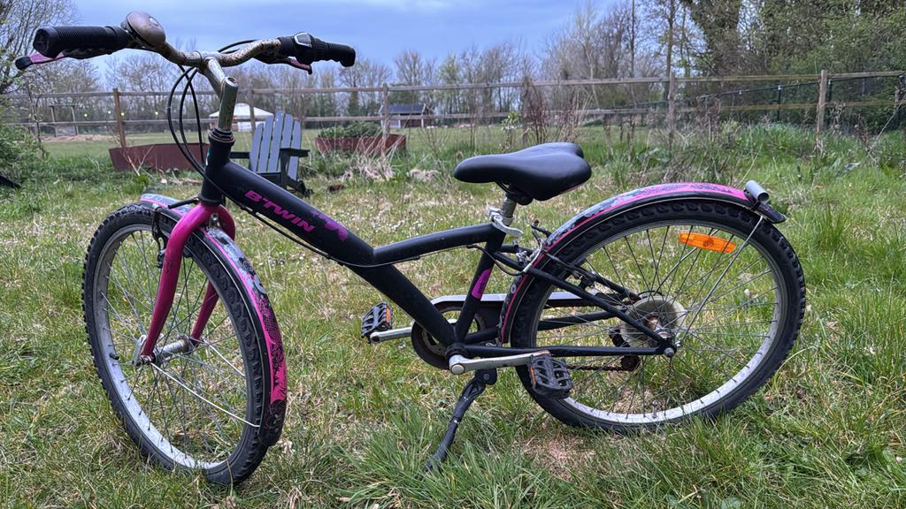 B'TWIN BMX mountainbike zwart/roze, Fietsen en Brommers, Fietsen | Mountainbikes en ATB, Gebruikt, Dames, Geen vering, Ophalen