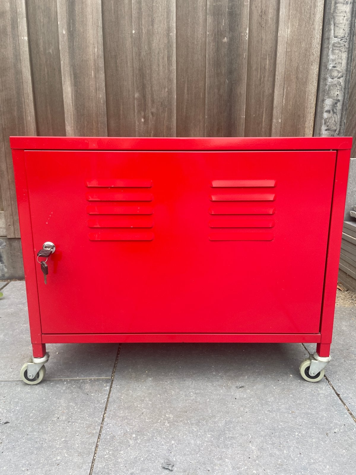 Ikea PS locker kastje rood tv kast, Ophalen, Gebruikt