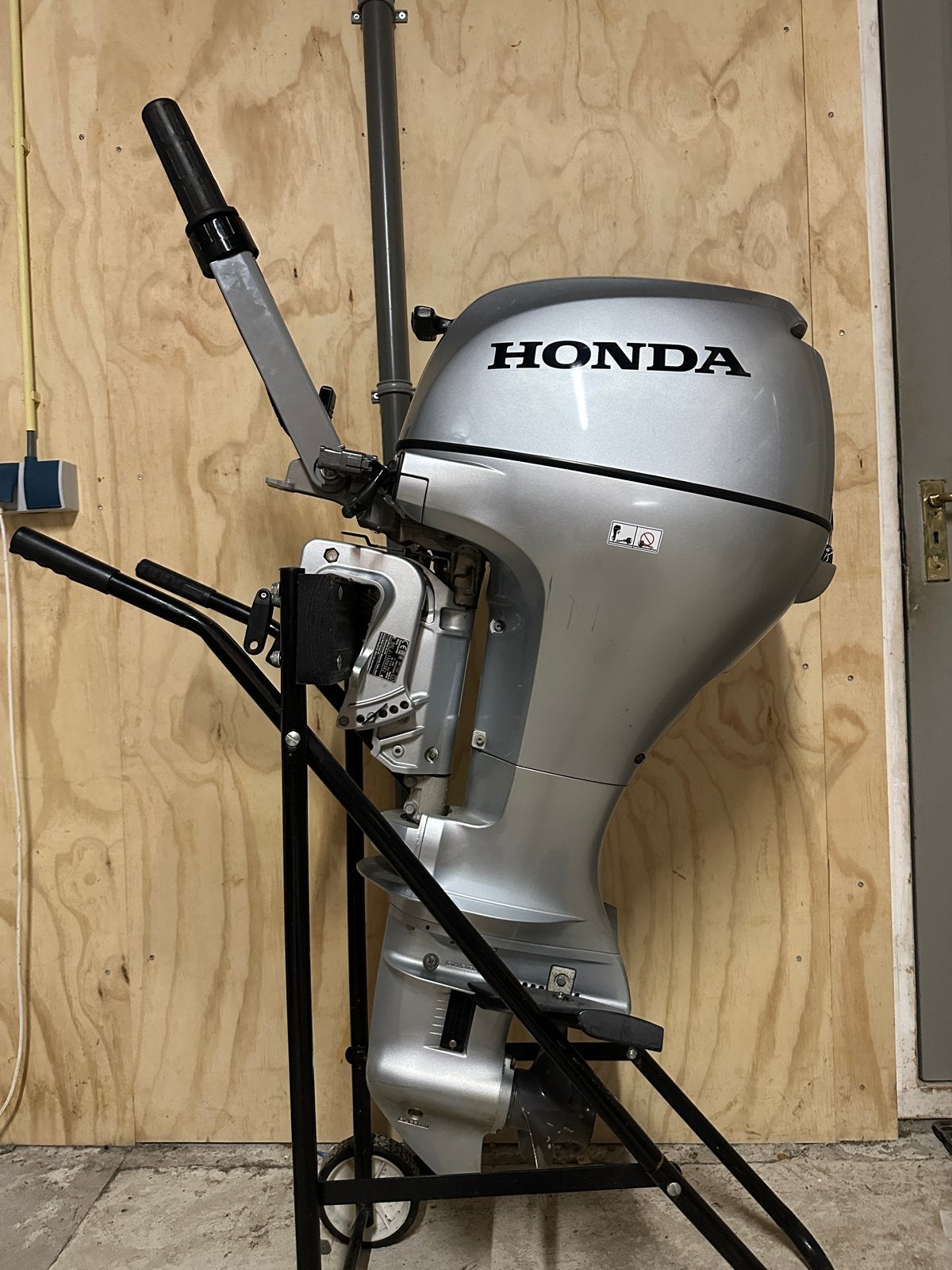 Honda BF15D kortstaart 15 pk 4takt  / Suzuki 4pk kortstaart, Ophalen, 10 tot 30 pk, Zo goed als nieuw, Buitenboordmotor