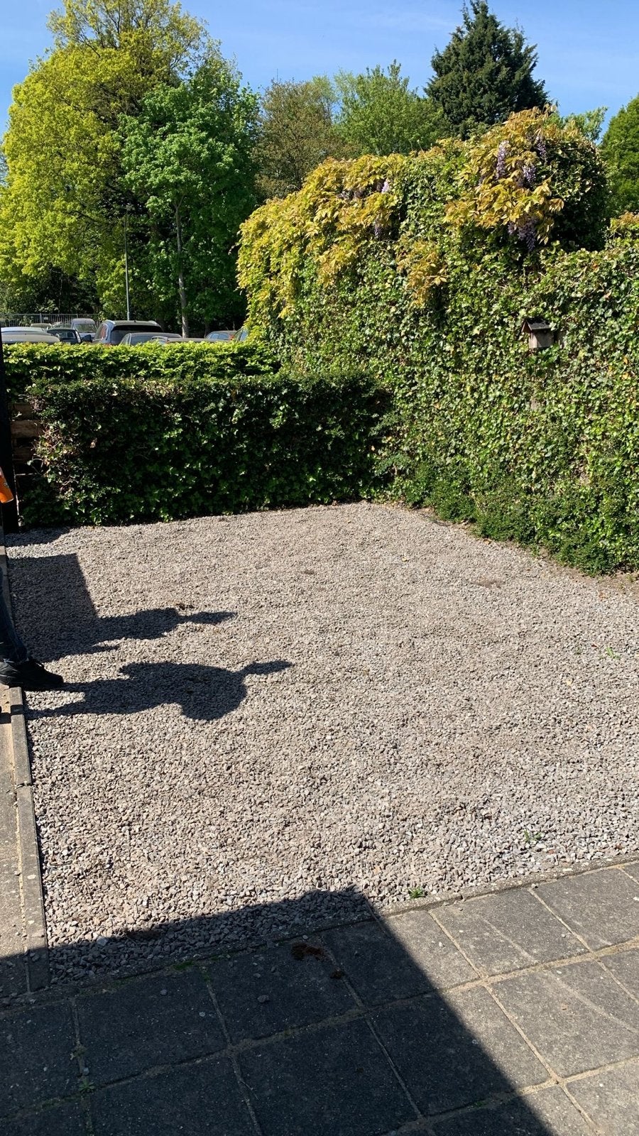 Gratis af te halen: Wit/grijs grind, Tuin en Terras, Ophalen, Gebruikt, Wit, Grind