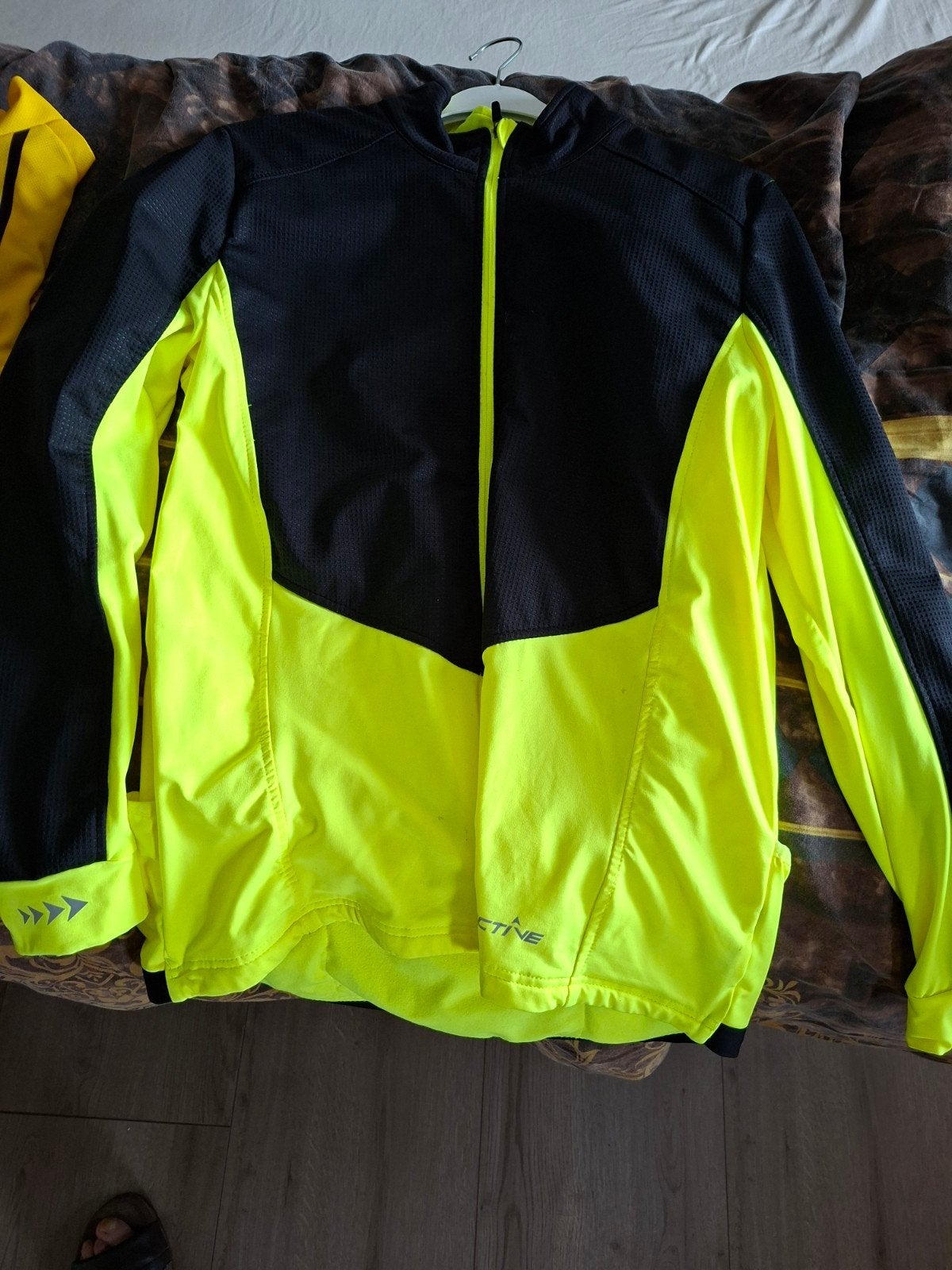 Fietskleding set: shirt, jas, broek en schoenen, Sport en Fitness, Ophalen of Verzenden, Gebruikt