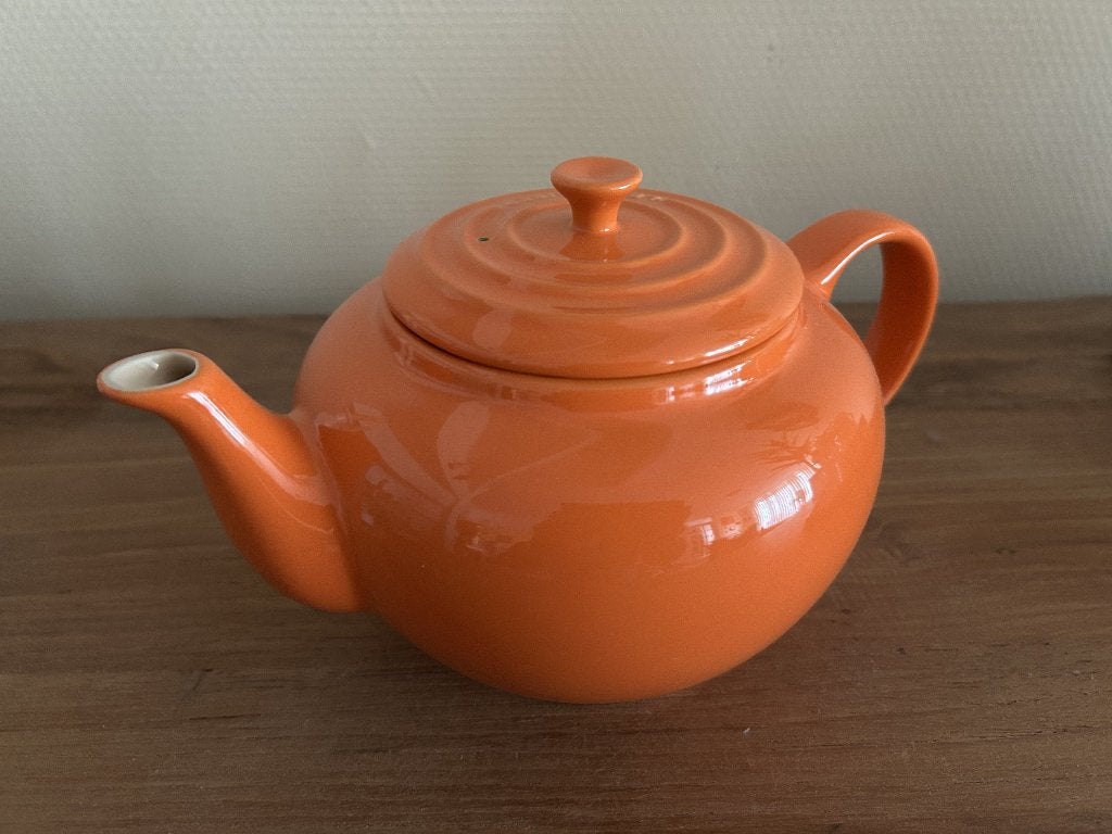 Le Creuset theepot oranje, Zo goed als nieuw, Steen/keramiek, Oranje, Le Creuset