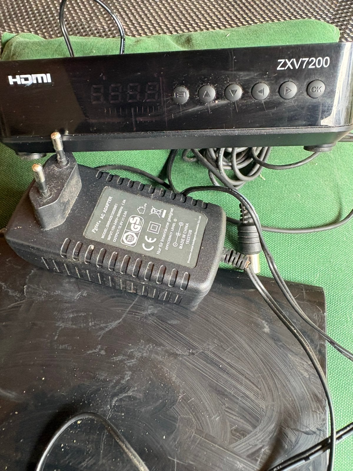 Te koop digitenne, Audio, Tv en Foto, Ophalen, Gebruikt