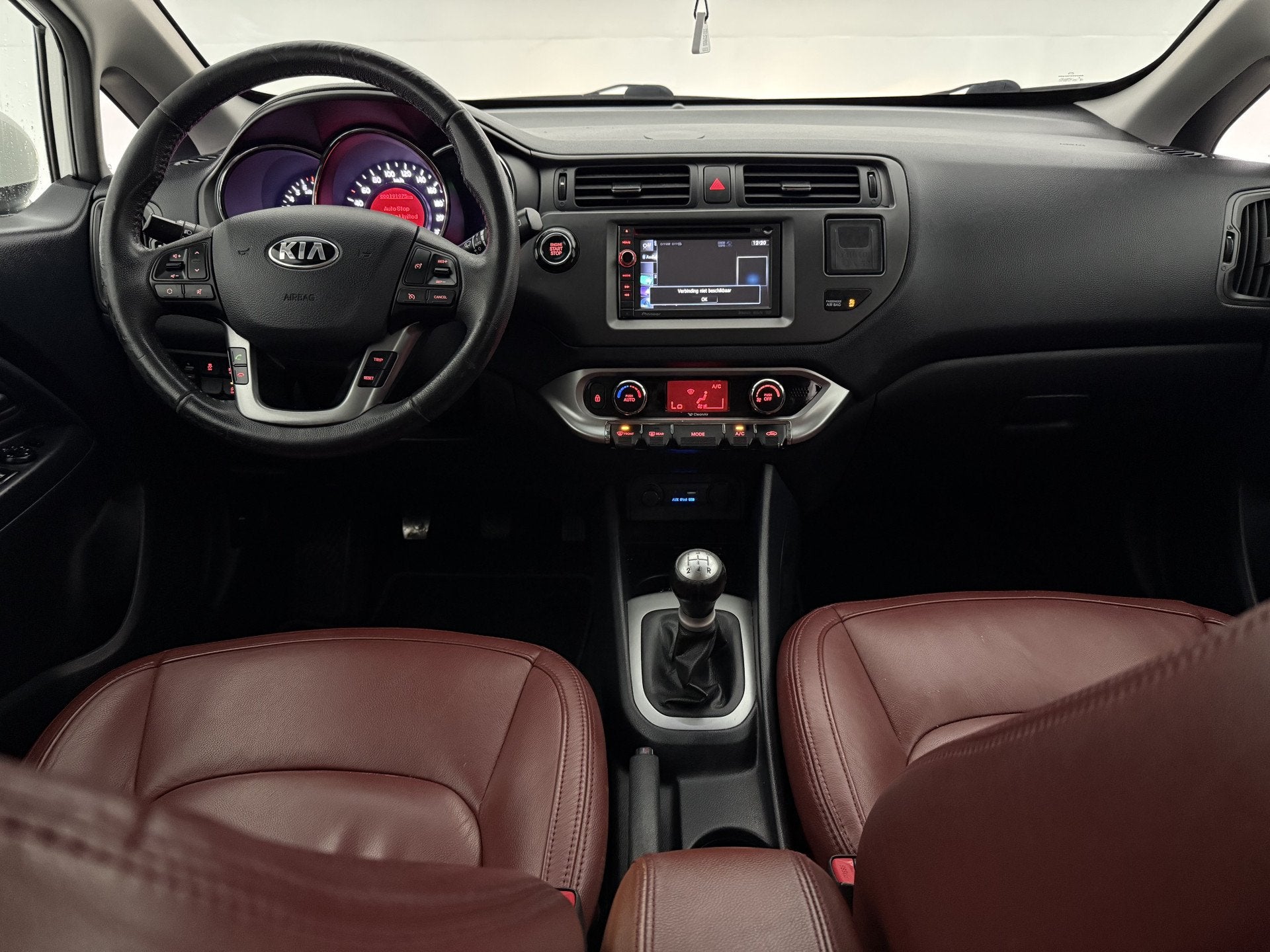 Kia Rio 1.2 CVVT Super Pack | Airco | Cruise | LED | Parkeer, Auto's, 4 cilinders, Wit, Bedrijf, Handgeschakeld