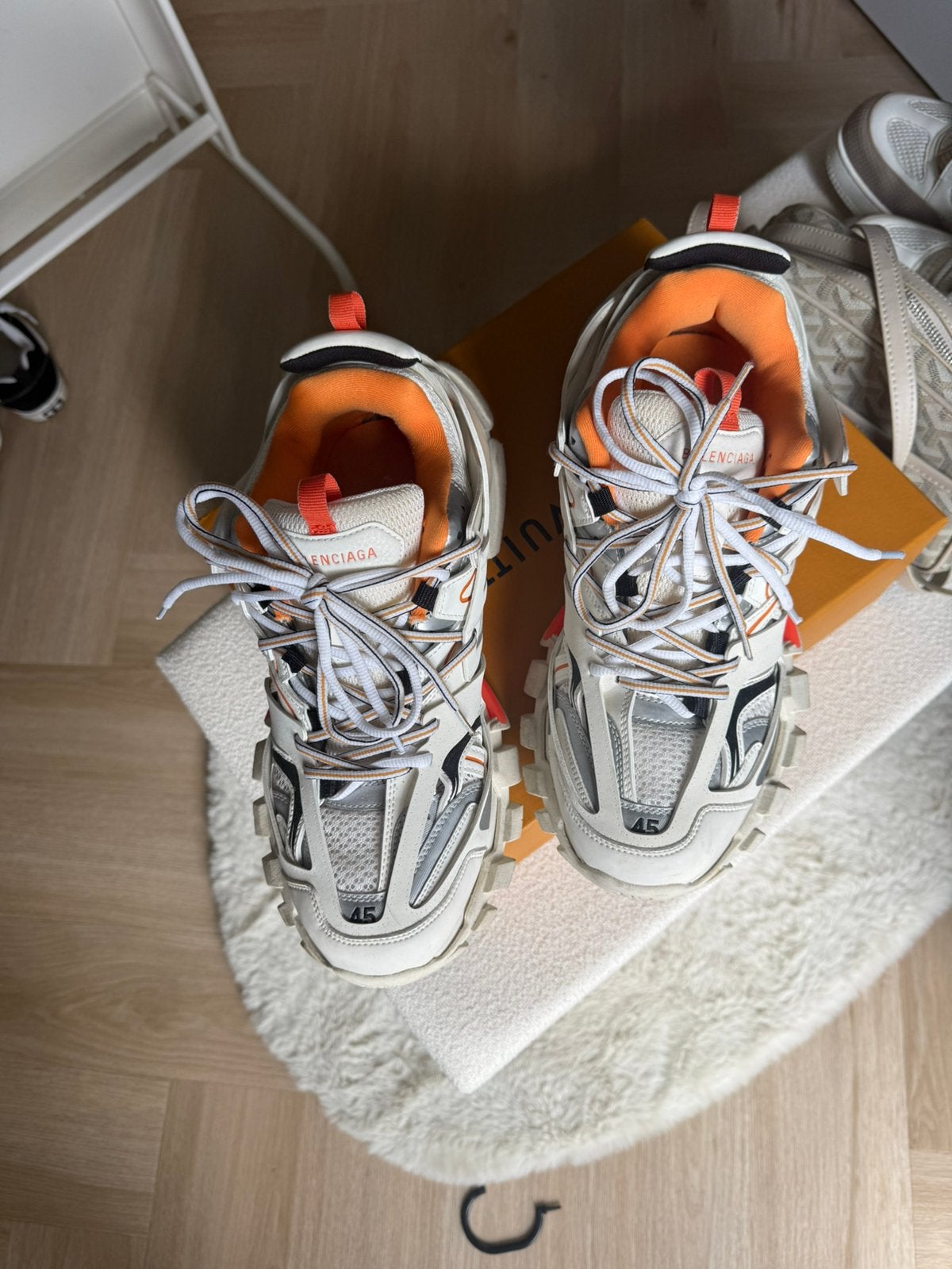 Balenciaga track maat 45, Kleding | Heren, Schoenen, Ophalen of Verzenden, Zo goed als nieuw, Zwart