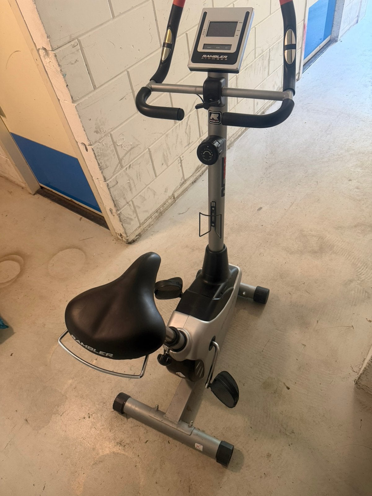 Hometrainer Rambler - Zo goed als nieuw, Ophalen, Zo goed als nieuw, Hometrainer
