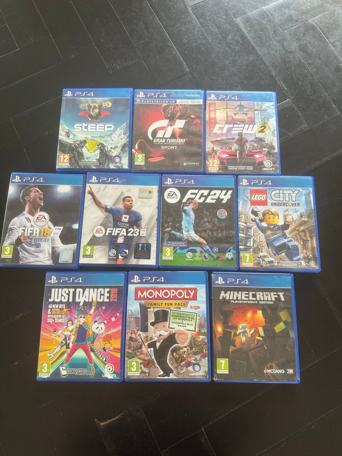 PlayStation 4 met 2 controllers en 10 spellen, Met 2 controllers, Ophalen of Verzenden, Slim, Gebruikt