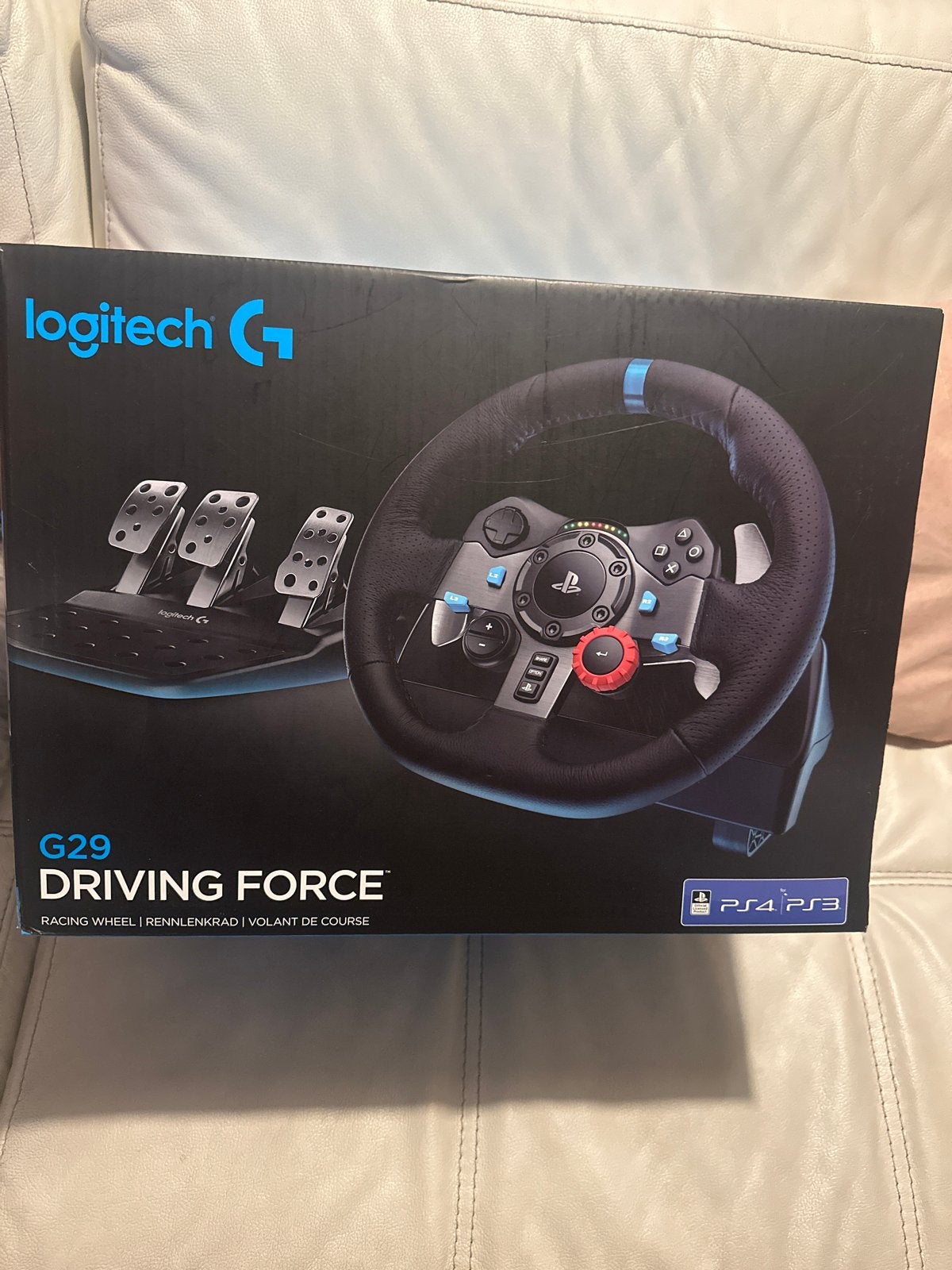 Logitech G29 Driving Force racestuur met pedalen en shifter, Ophalen, Racestuur, Gebruikt, Force feedback