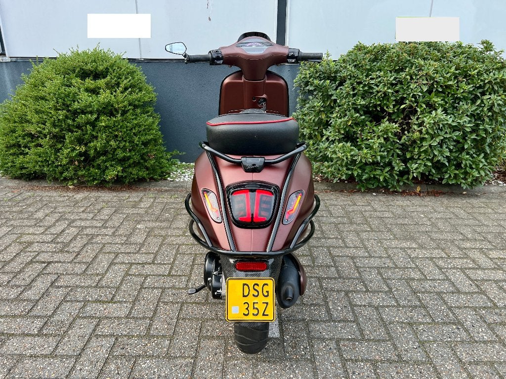 Vespa Sprint/Primavera 4T 3V Indo Carbon Edition, Ophalen, Gebruikt, Overige modellen, Maximaal 45 km/u