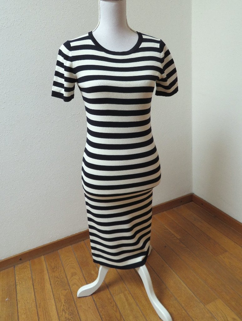 G82 NIKKIE nieuwe skinny jurk blauw wit maat 38, Maat 38/40 (M), Blauw, Nieuw, Ophalen of Verzenden