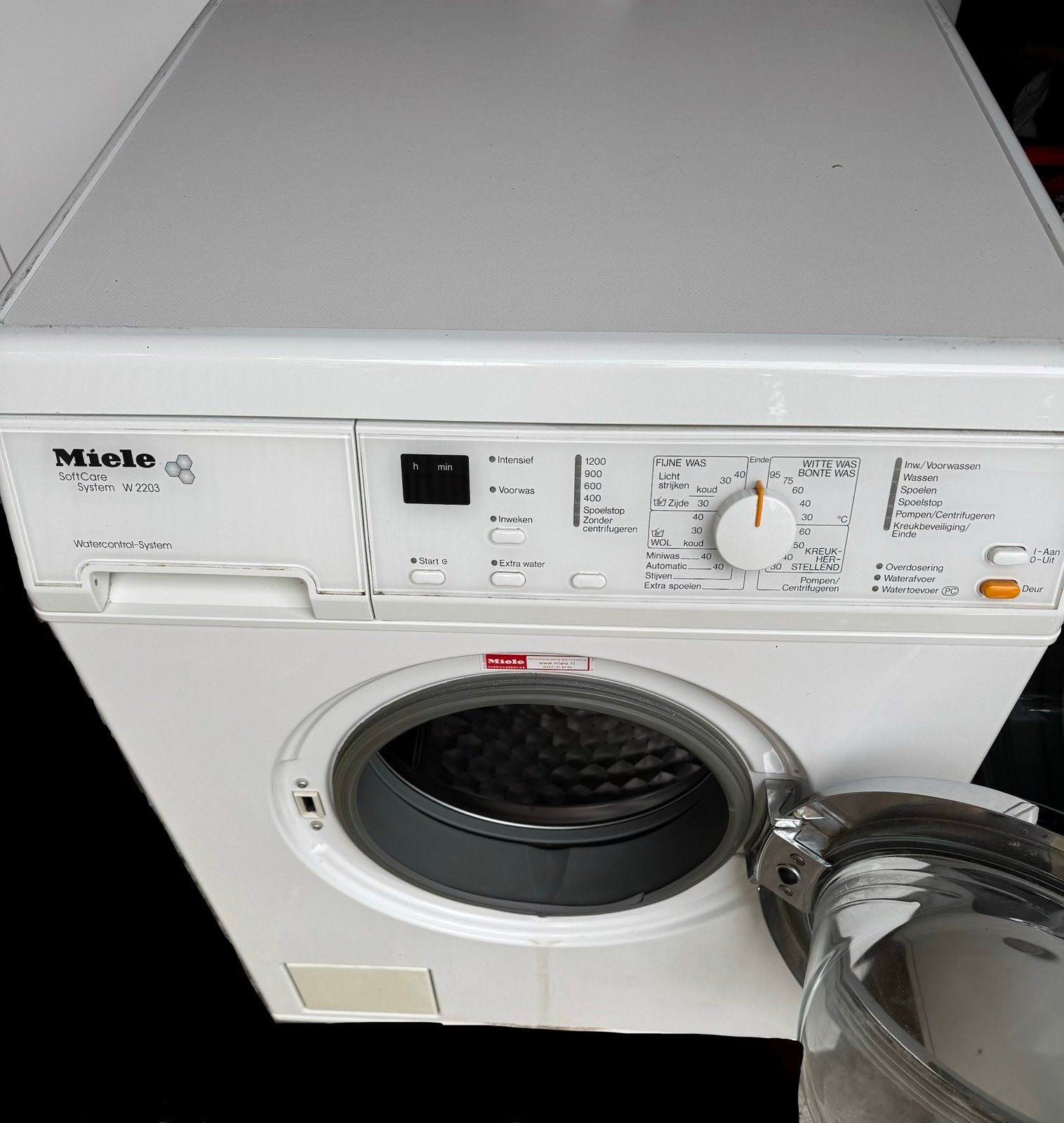Miele wasmachine lekt water, Gebruikt, Energieklasse A of zuiniger, Ophalen of Verzenden, Voorlader