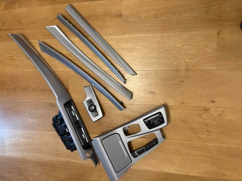 Bmw f10f11 M carbon sierlijstenset, Ophalen of Verzenden