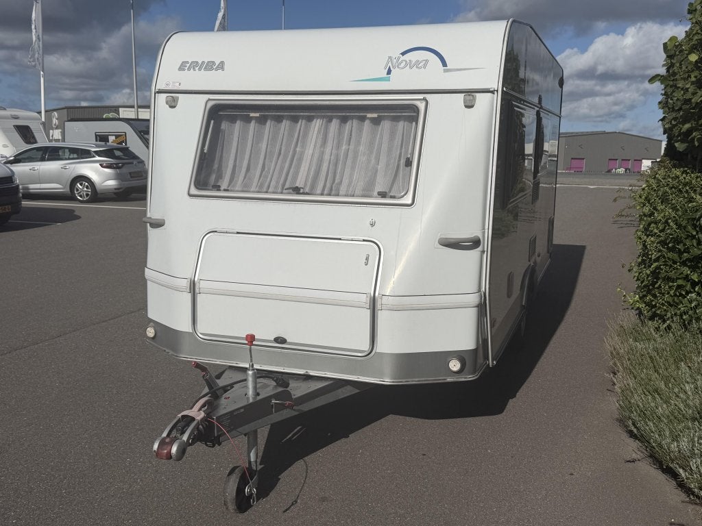 Eriba Nova 470 Mover,Voortent enkele bedden,douchecabine, Tot en met 2, Bedrijf, 5 tot 6 meter, Eriba
