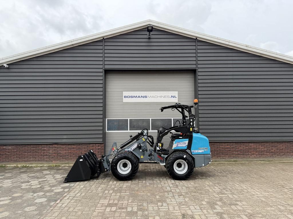 TE HUUR Giant G2500 HD X-TRA minishovel 2,5 T, Tobroco, Info@tobroco.nl, Sprendlingenstraat 57
5061 KM  Oisterwijk, NL, Wiellader of Shovel