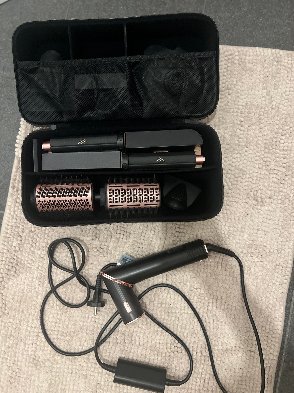 Haardroger styling Shark Flexstyle HD, Sieraden, Tassen en Uiterlijk, Ophalen, Zo goed als nieuw, Föhn of Haardroger