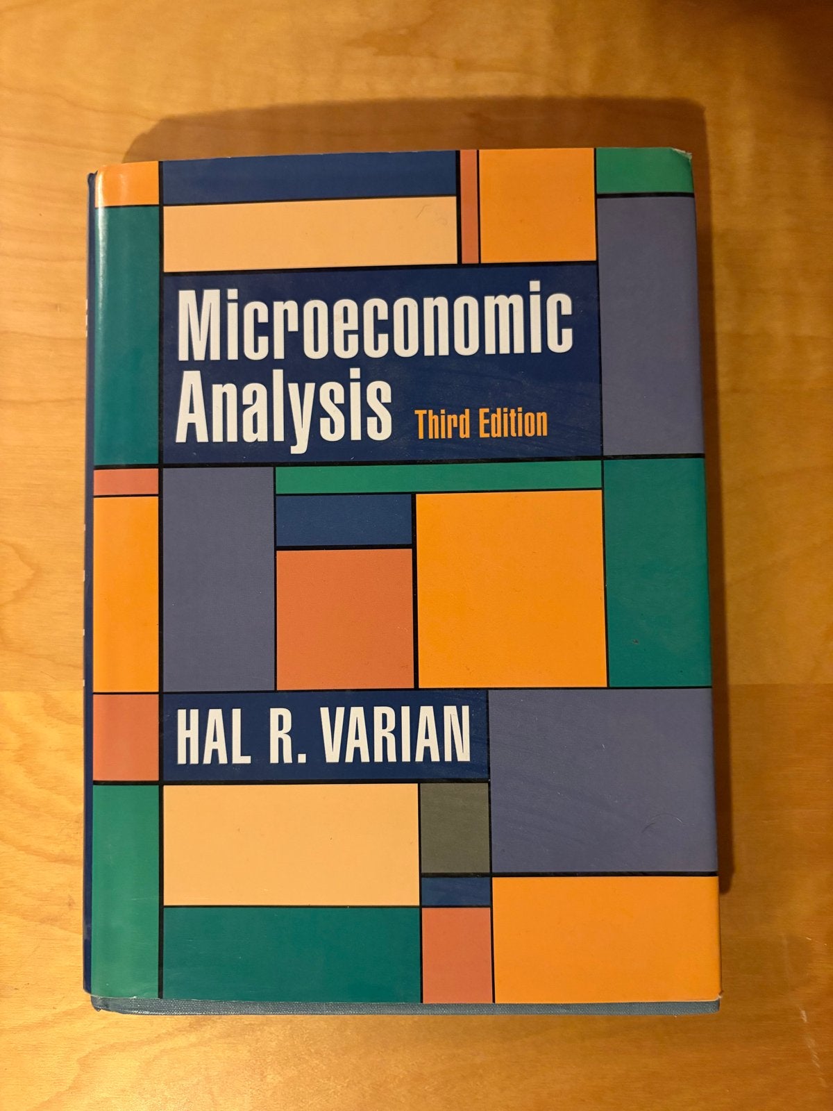 Microeconomic Analysis - Hal R. Varian (Third Edition), Boeken, Ophalen of Verzenden, Gamma, Gelezen, WO