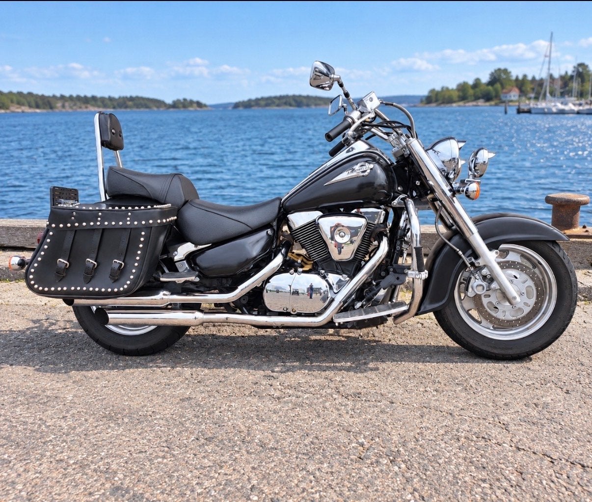Suzuki Intruder LC 1500 - Cruiser met lage kilometerstand, Motoren, 2 cilinders, Meer dan 35 kW, Toermotor, Minimaal motorrijbewijs A2