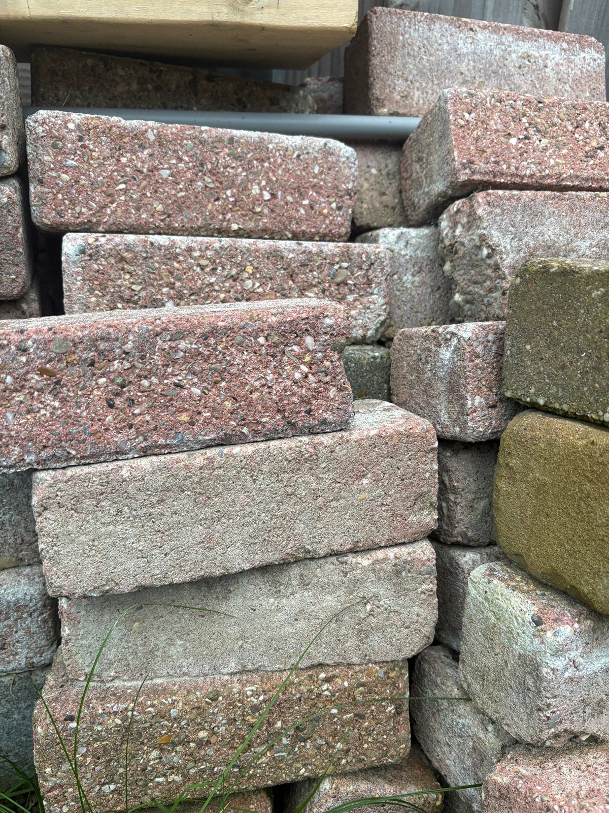Klinkers roze gekleurd, Ophalen, Zo goed als nieuw, Beton, Klinkers
