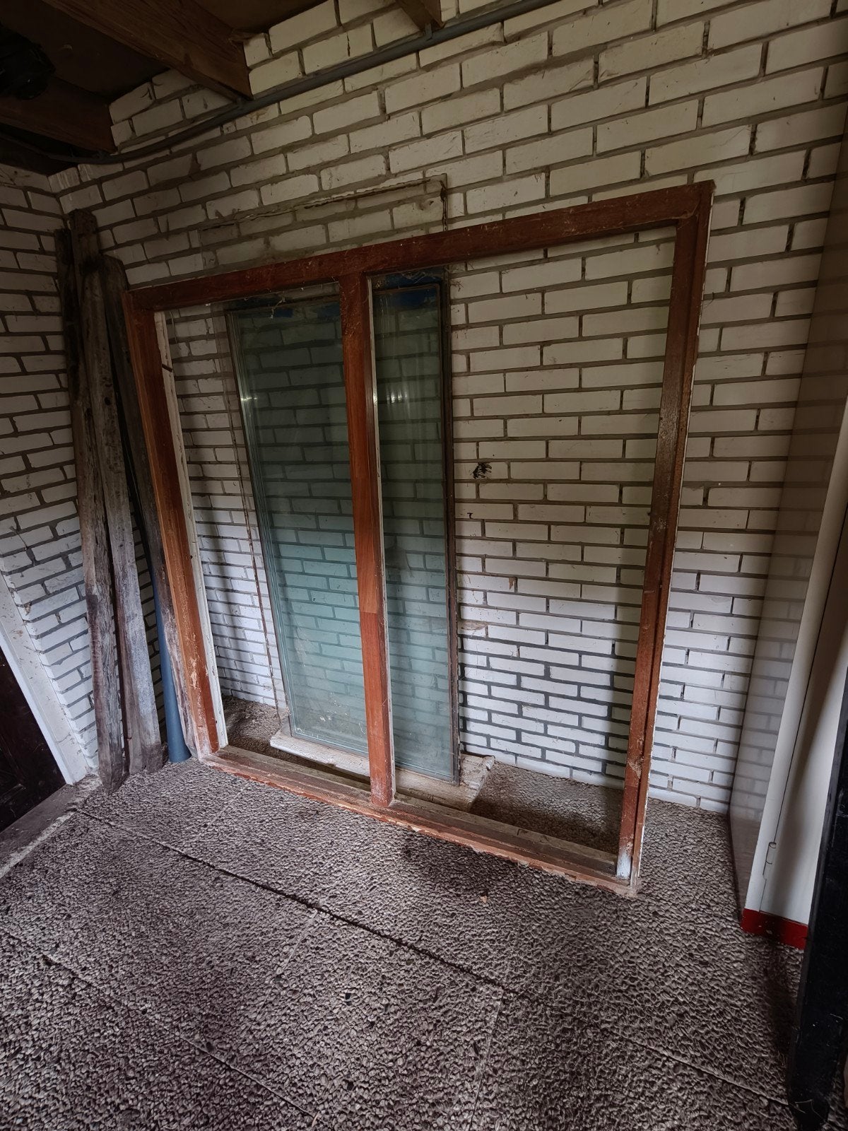 Hardhouten kozijn met dubbel glas voor twee ramen, Doe-het-zelf en Verbouw, Glas en Ramen, Ophalen, Gevelraam of Ruit, Gebruikt