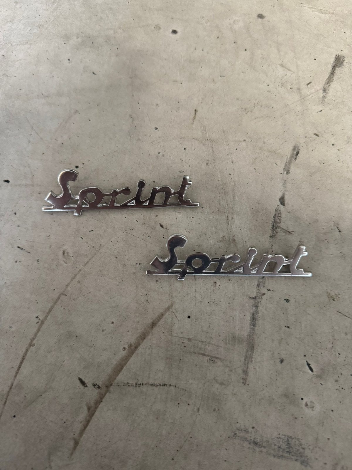 Vespa sprint logo, Fietsen en Brommers, Ophalen of Verzenden, Zo goed als nieuw, Overige typen, Vespa