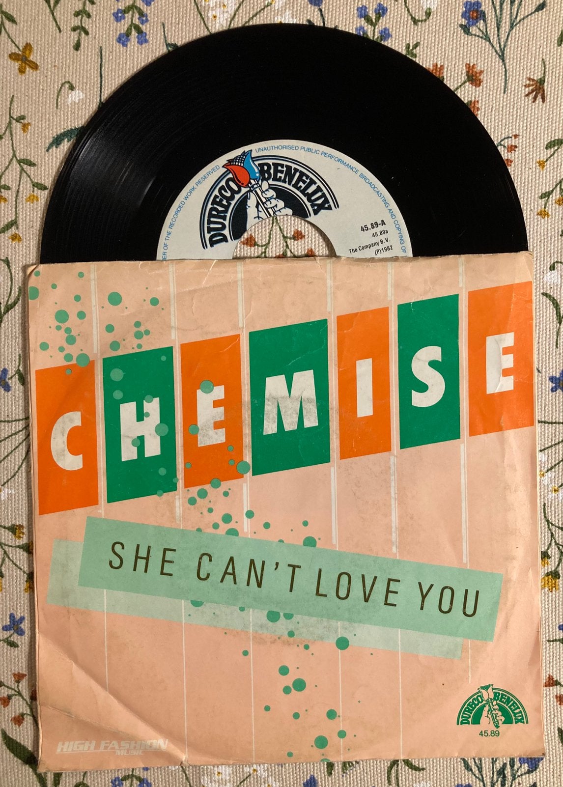Vinyl single Chemise - She can’t love you, Gebruikt, 7 inch, Ophalen of Verzenden, Dance en House