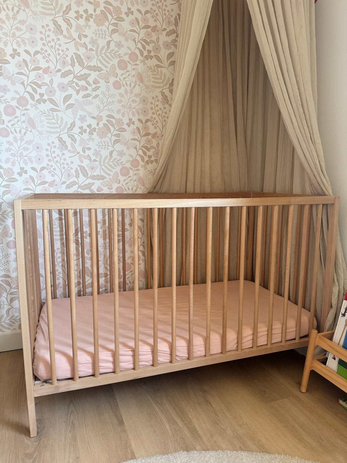 Babybed 60x120 cm van beukenhout, Kinderen en Baby's, Babywiegjes en Ledikanten, Ophalen, Zo goed als nieuw, Ledikant
