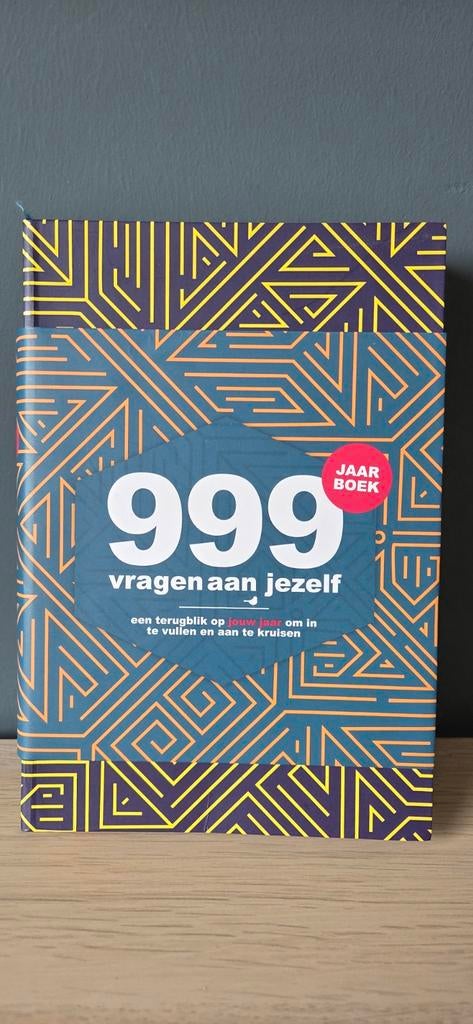 999 vragen aan jezelf - Jaarboek, Boeken, Ophalen of Verzenden