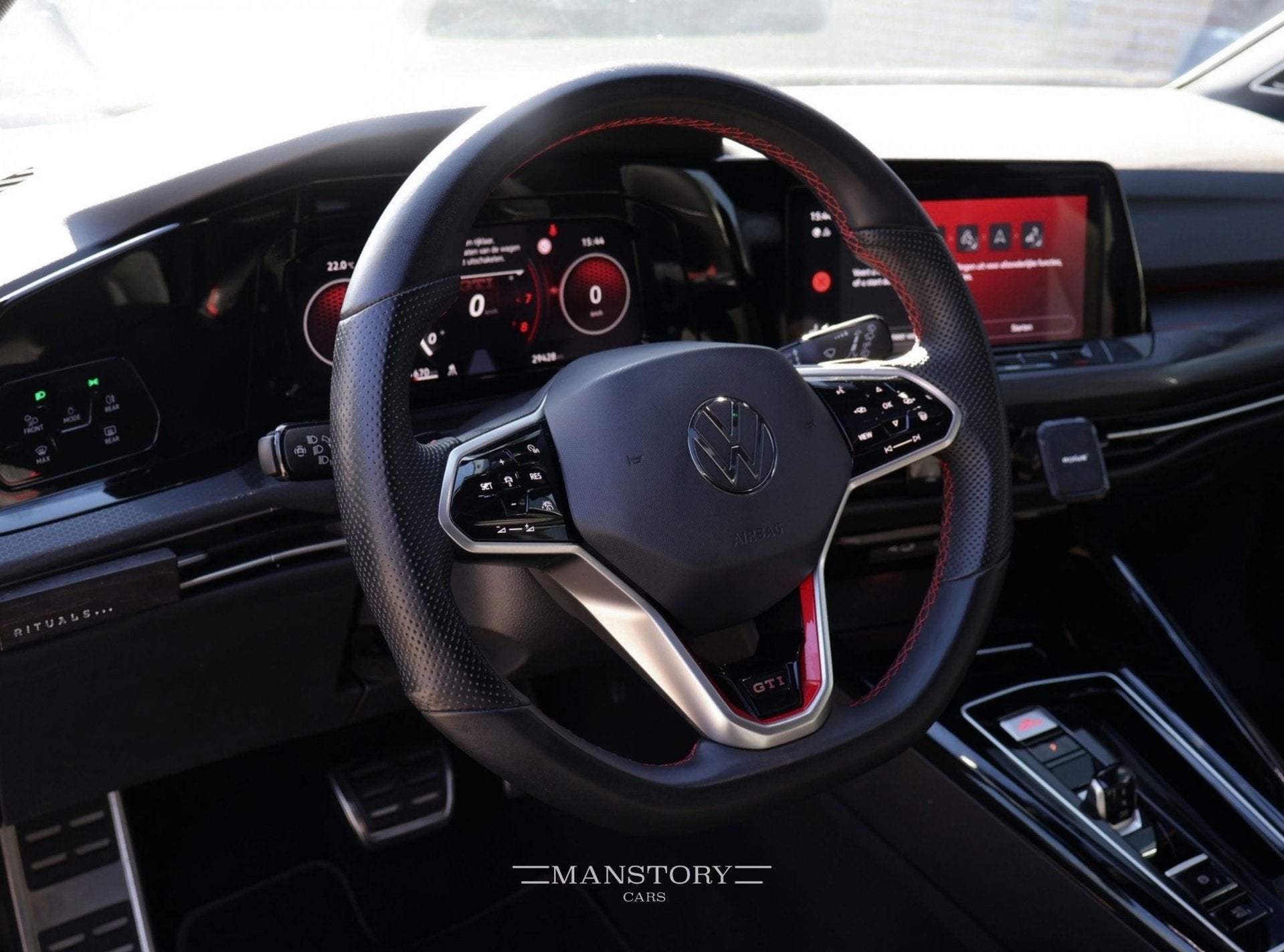 Volkswagen GOLF 8 GTI Clubsport 2.0 TSI | AKRA | Harman Kard, Auto's, Gebruikt, 4 cilinders, 1984 cc, Alcantara