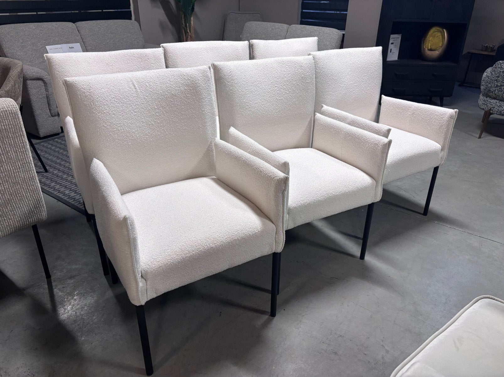 6 witte eetkamerstoelen XL Bouclé stof