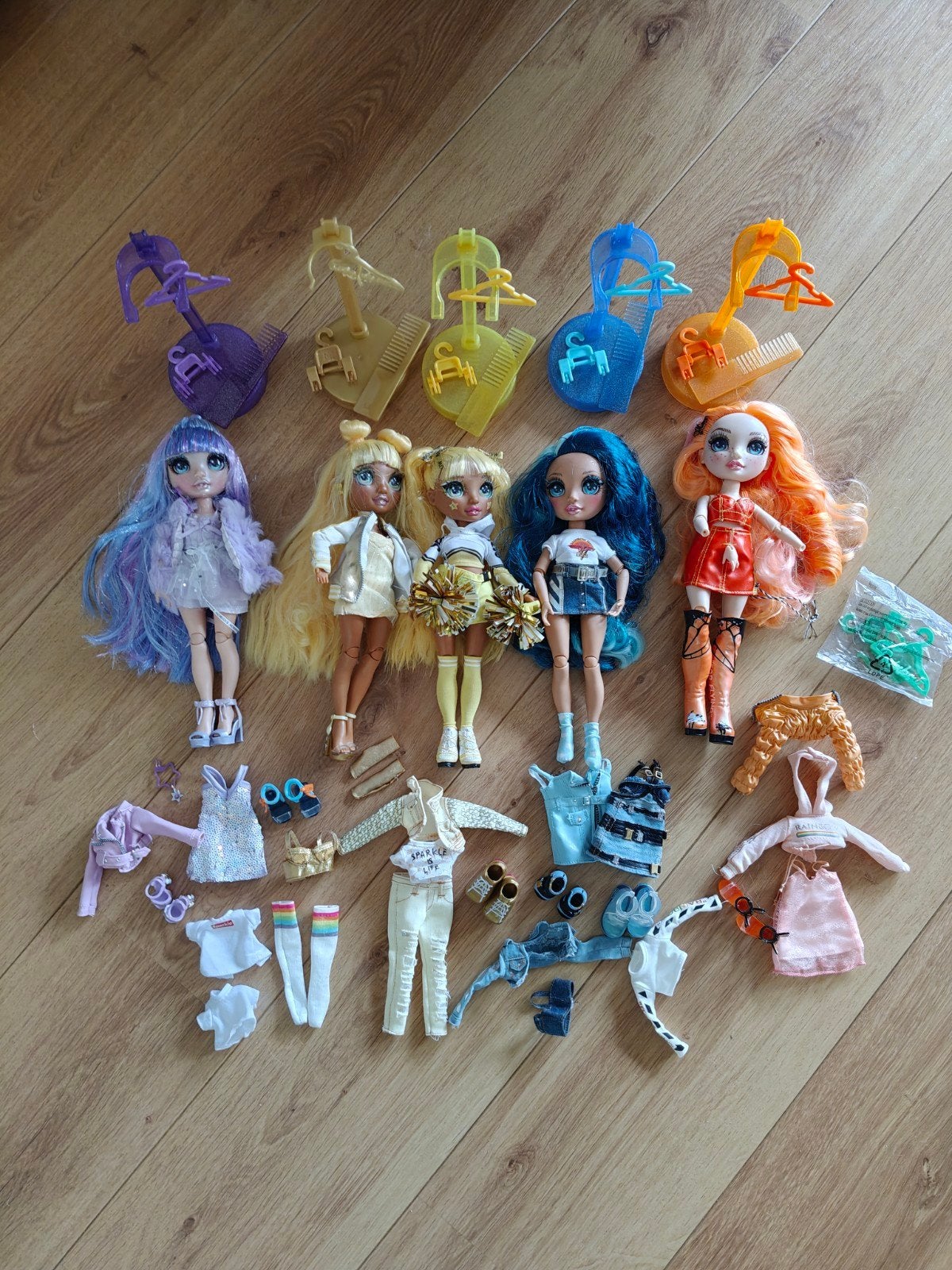 Rainbow High poppen + kleding, schoenen en accessoires, Ophalen of Verzenden, Zo goed als nieuw, Pop