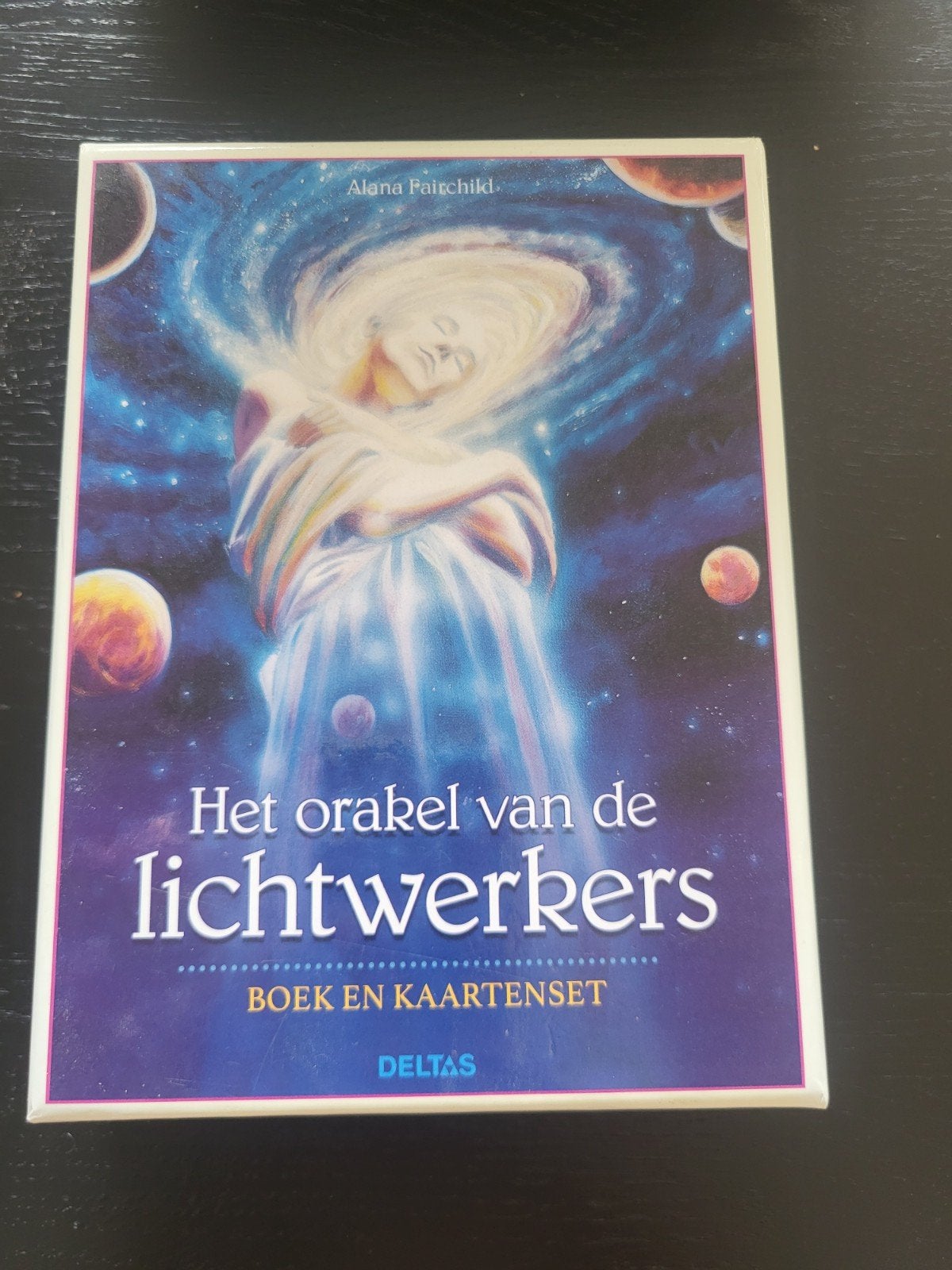 Alana Fairchild - Het orakel van de lichtwerkers, Tarot of Kaarten leggen, Overige typen, Ophalen of Verzenden, Zo goed als nieuw