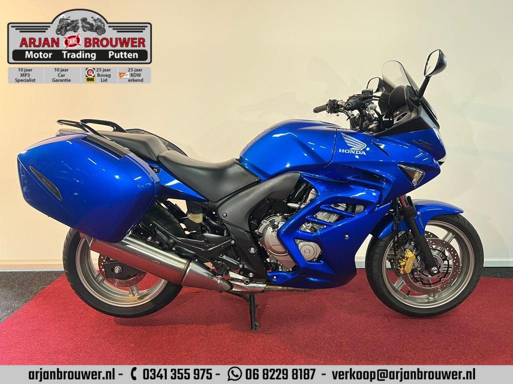 Honda CBF 600 SA motor van 1e eigenaar!, Rivium Boulevard 222-11
2909 LK  Capelle aan den Ijssel, NL, Bedrijf, Honda Motor Europe Limited