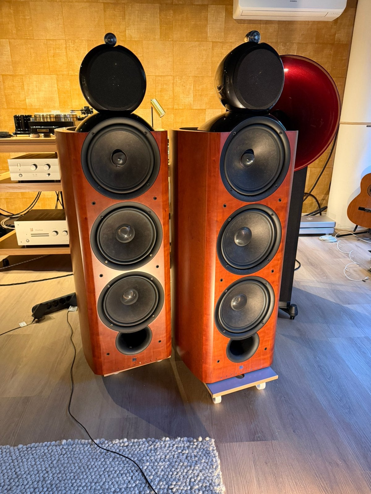 Kef Reference 207 mk1, Stereo speakers, Zo goed als nieuw, Foundry 1, Info@kef.co.uk