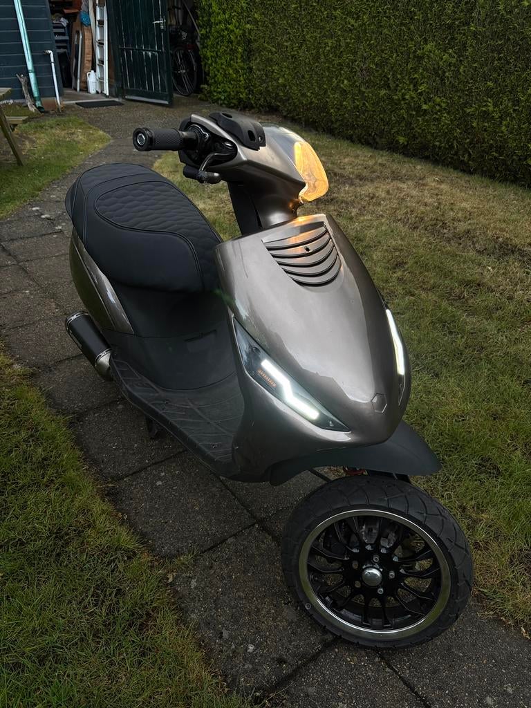 2009 Piaggio zip 4t 80cc, Ophalen, Maximaal 45 km/u, Zip, Zo goed als nieuw