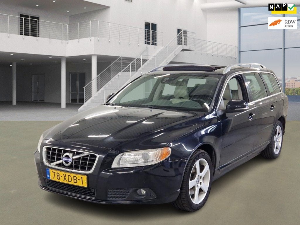 Volvo V70 1.6 T4 Limited Edition Airco Cruise Navi Pano PDC, Auto's, Voorwielaandrijving, 15 km/l, Gebruikt, 4 cilinders
