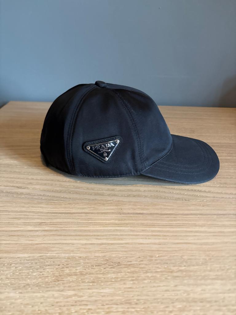 Prada pet zwart, Kleding | Heren, Hoeden en Petten, Zo goed als nieuw, Ophalen of Verzenden