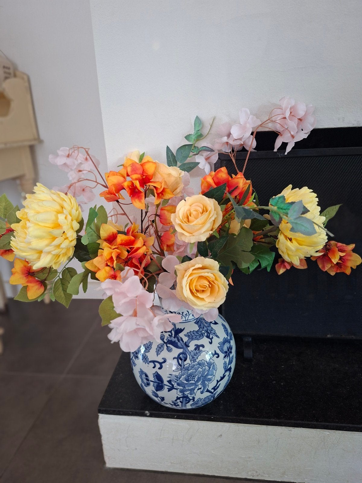 Boeket kunstbloemen, Ophalen, Zo goed als nieuw