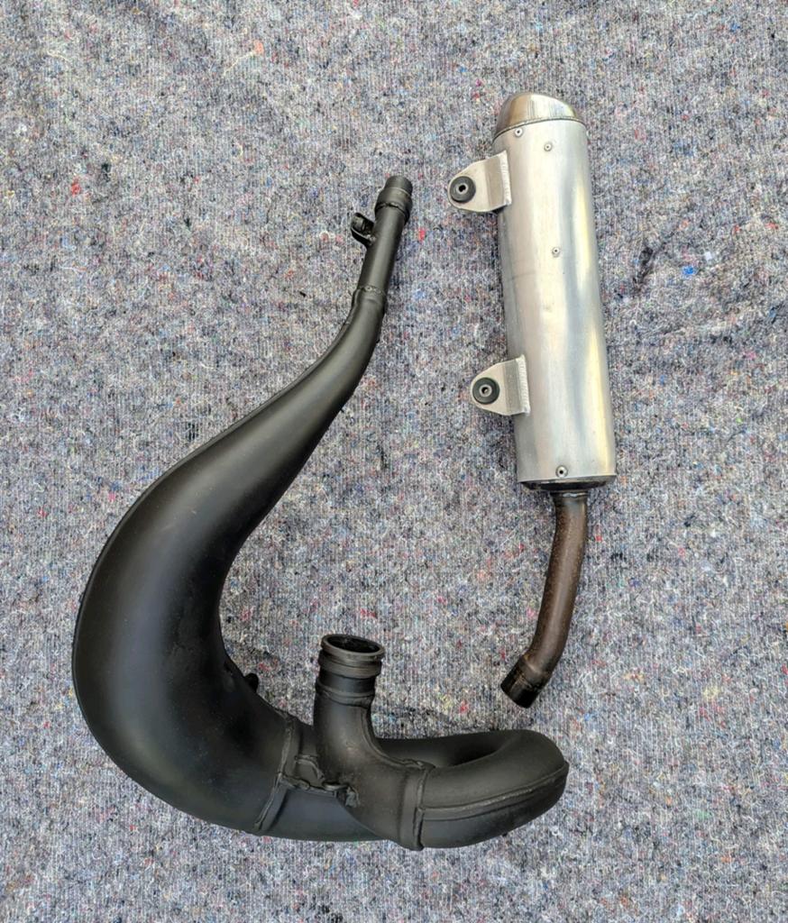 suzuki rm 250 uitlaat set origineel, Motoren, Ophalen, Gereviseerd