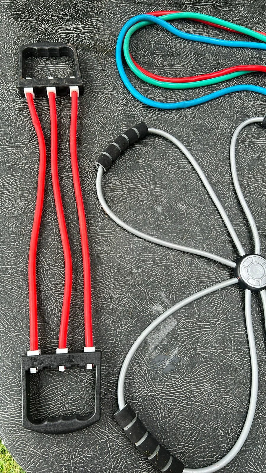 Set van 3 weerstandsbanden: kort, lang en 4-punts, Sport en Fitness, Fitnessmaterialen, Ophalen, Gebruikt, Armen, Weerstandband